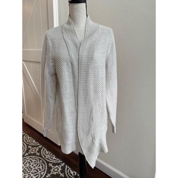 Abercrombie & Fitch Women’s Cozy Texture Knit Open Shawl Cardigan Cream Medium - Picture 4 of 11